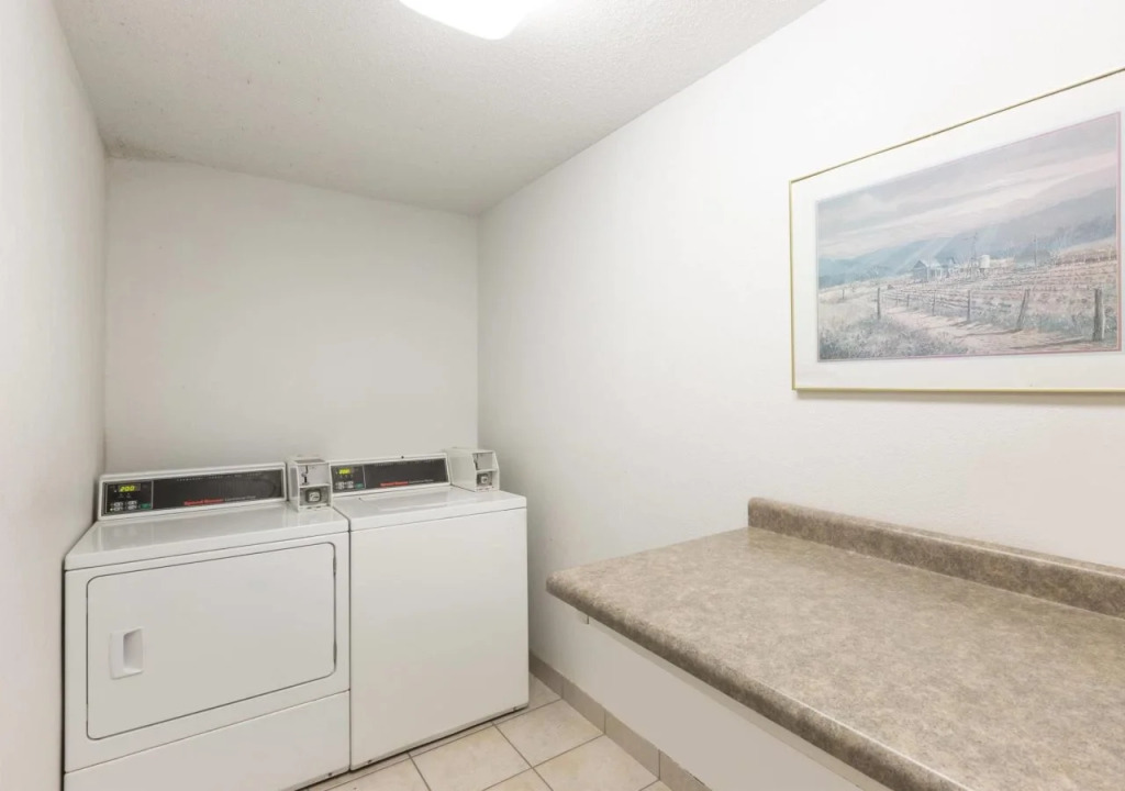 Days Inn by Wyndham Atlantic