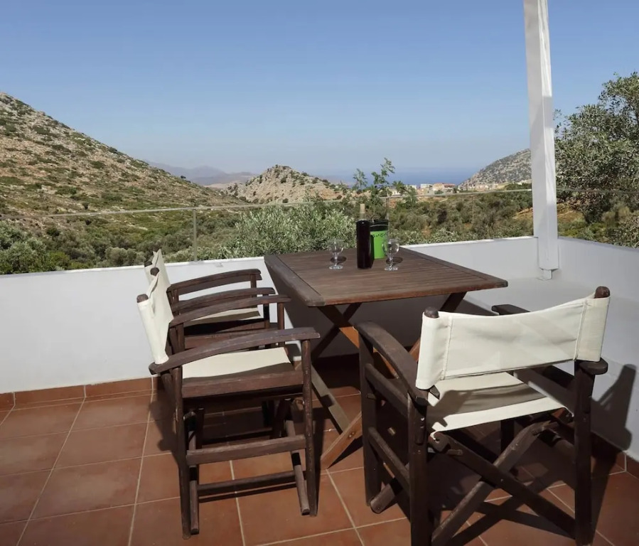 An Amazing Villa in Crete for up to 6 People Perfect for Families