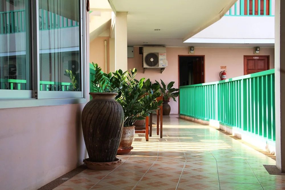 Tamarind Residences Serviced Apartment