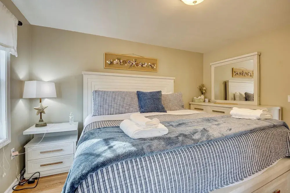 < 1 Mi to Dtwn Ogunquit! Coastal Family Retreat