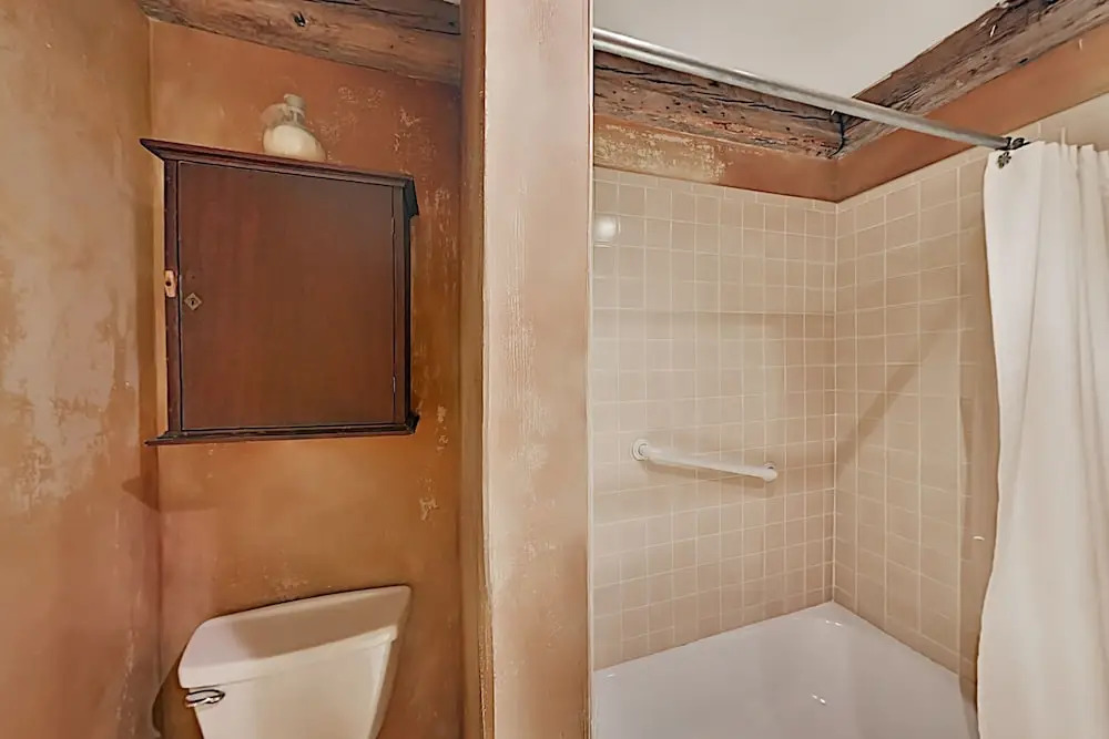 Timeless Cape Near Cold Storage Beach 4 Bedroom Home