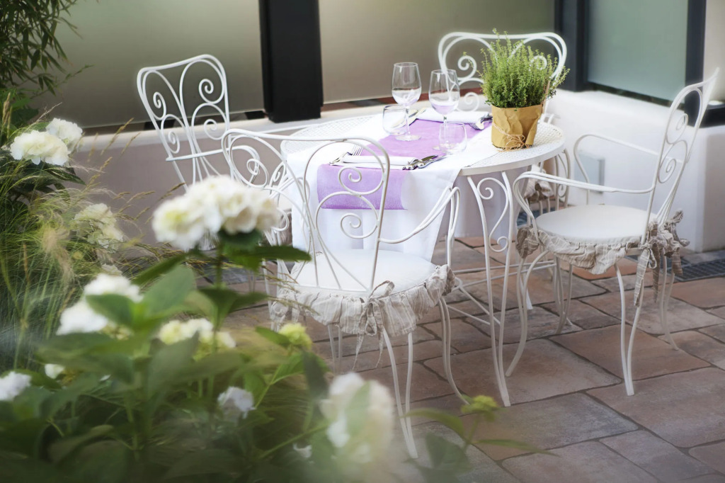D-Place Hotel & Suite