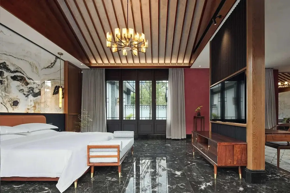 Moonrise Hotels Resorts