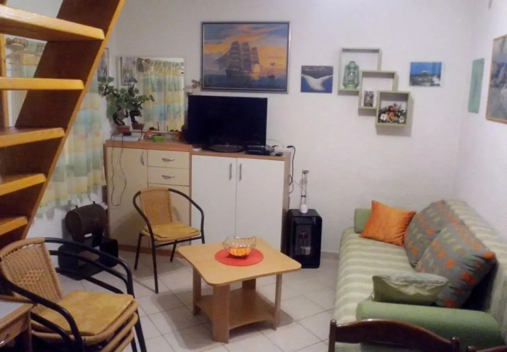 Holiday home Tomy- near Zlatni rat