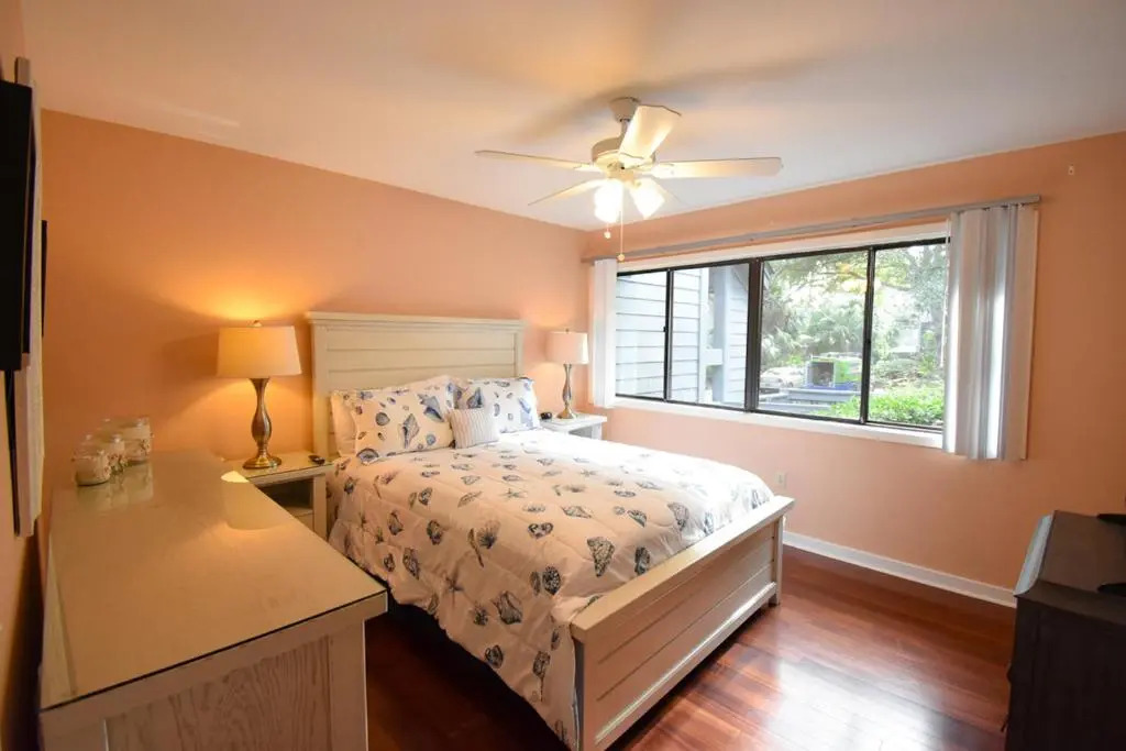 243 Turnberry Village