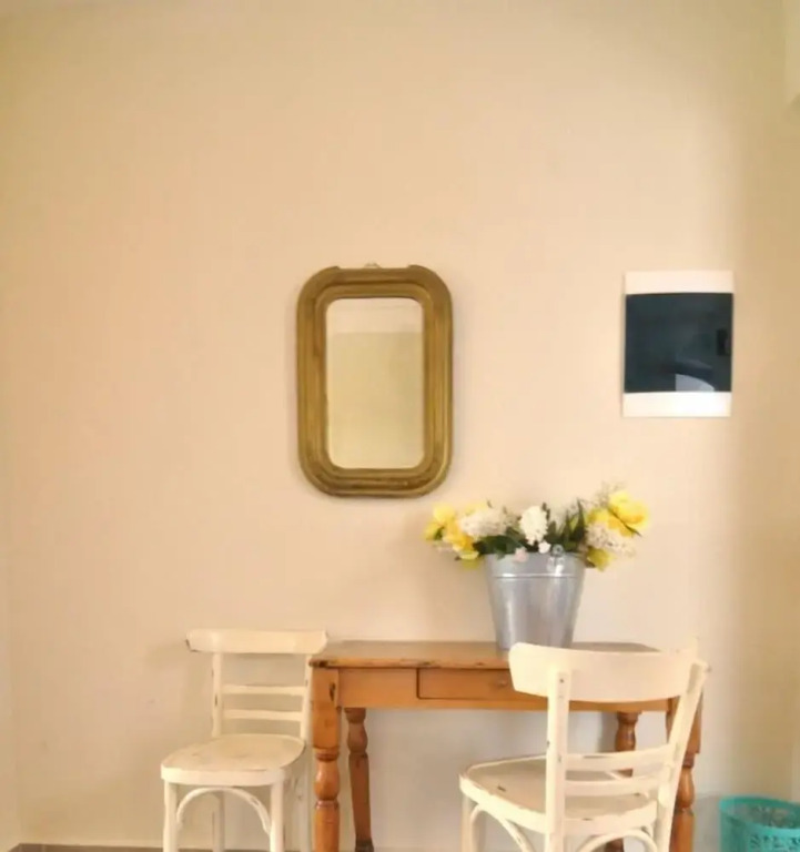 Zennova 61 Boutique Studio in Nikiti