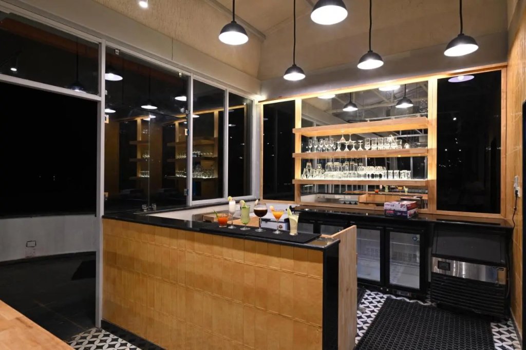 Bedzzz Xclusiv Morjim, Goa By Leisure Hotels