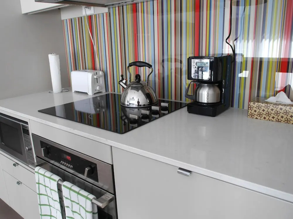 Modern 1BR Condo - Stunning View