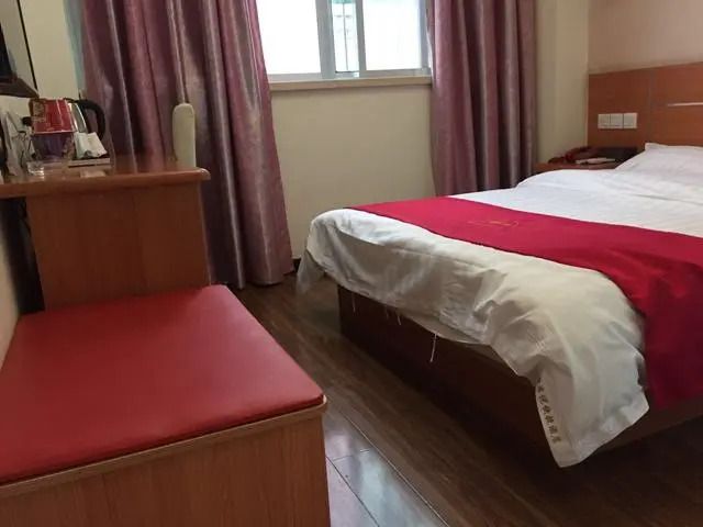 Thank Inn Plus Hotel Yiyang Anhua County Heicha Market
