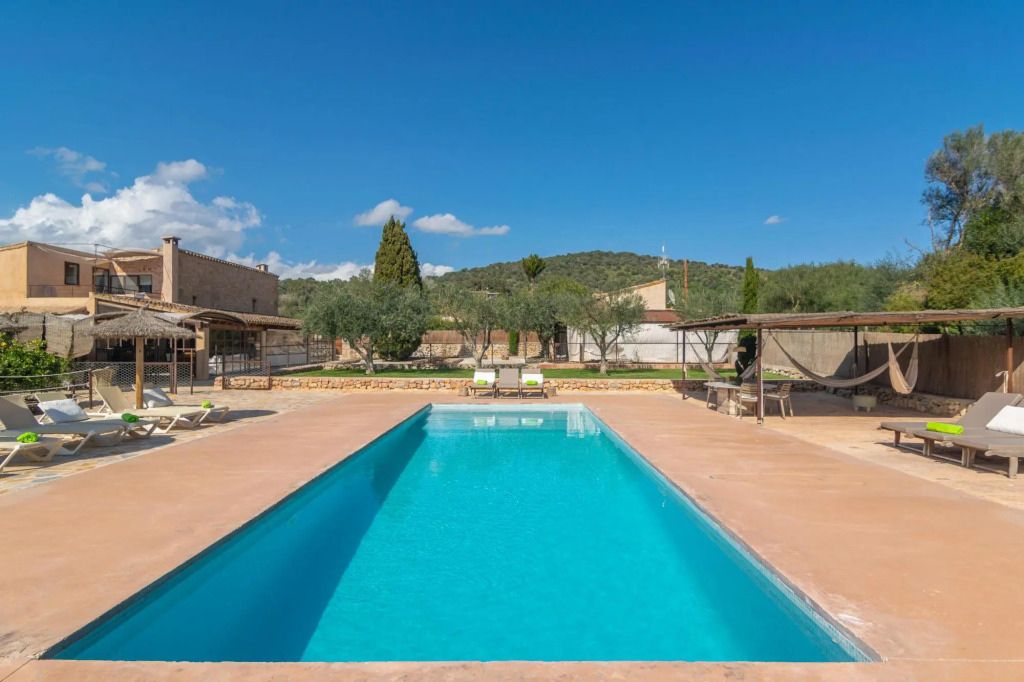CAN PRIM 6 - Stunning villa with private pool, paradisaical  exteriors and the beach just 7 km away. Free WiFi