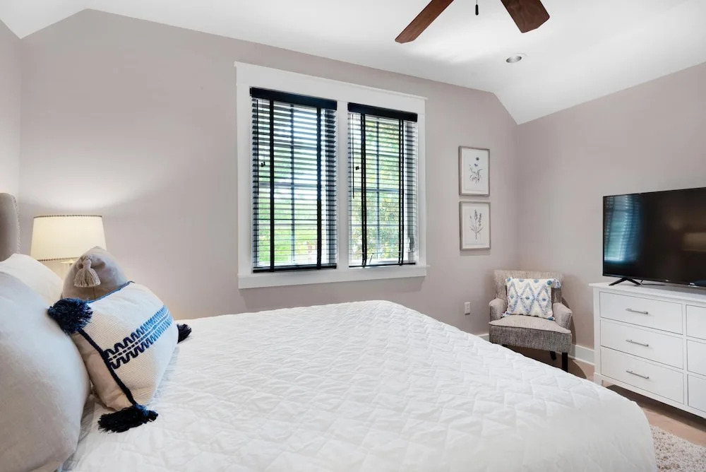 Bungalo at Baytowne