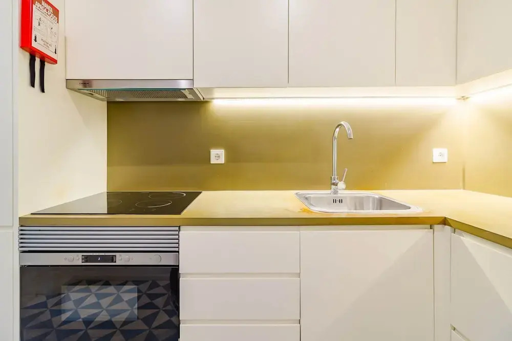 1-bedroom Apartment in Porto's Heart