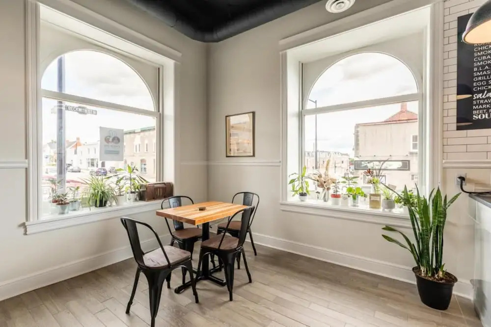 Rideau 2Br Signature Apartment Free Parking 3