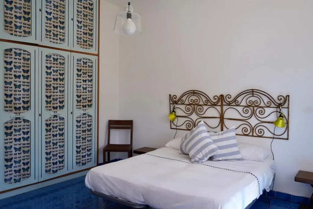 Two bedrooms Capri style home near Piazzetta