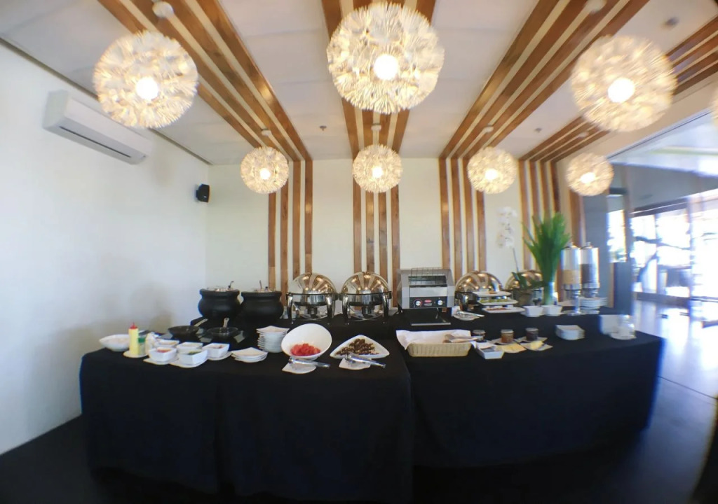 One Vittoria Hotel
