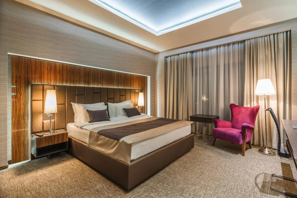 Sky Blue Hotel & Spa