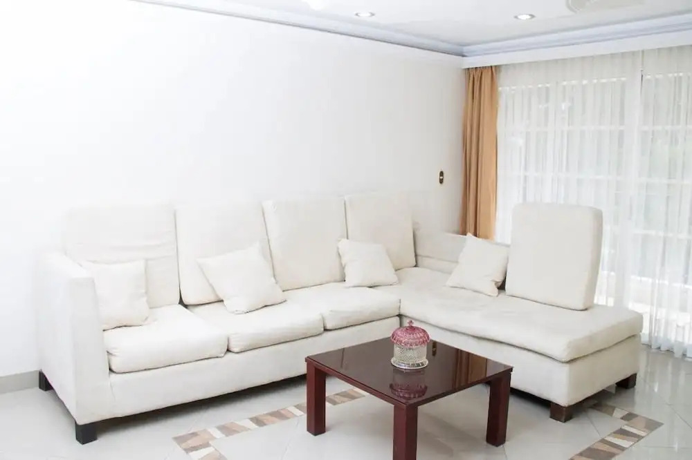 Shofar Apartahotel
