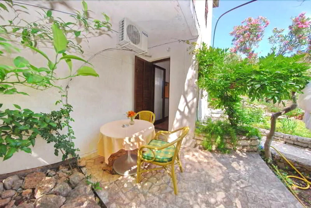 Guest House Elena