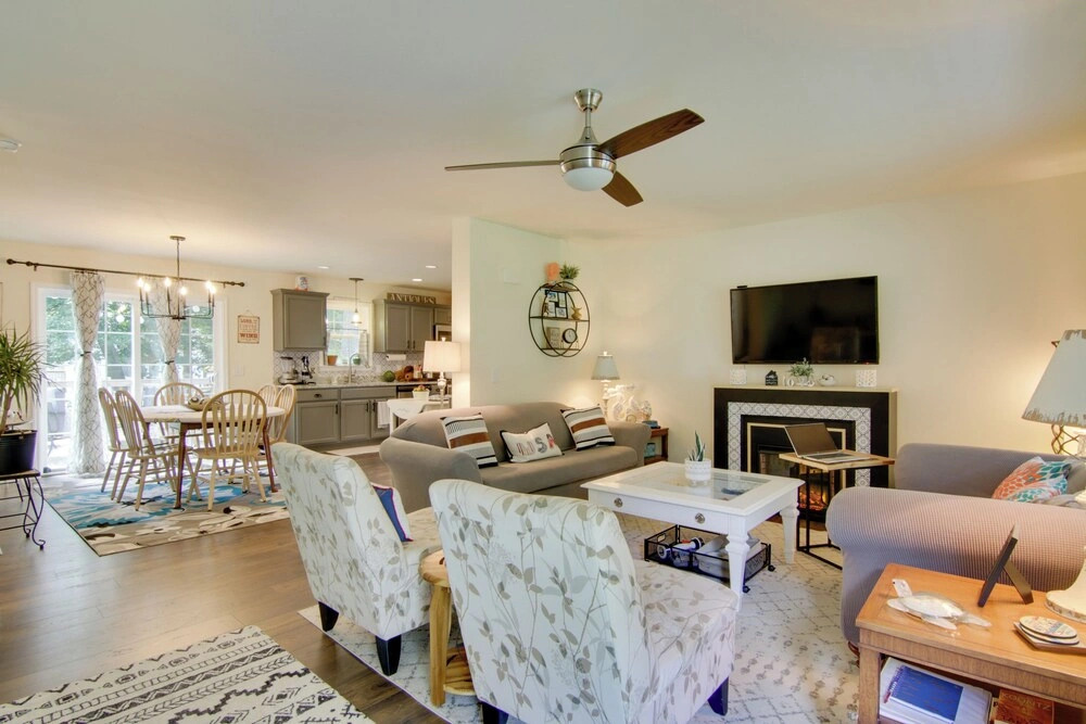 Ocean View Escape ~ 4 Miles to Bethany Beach!