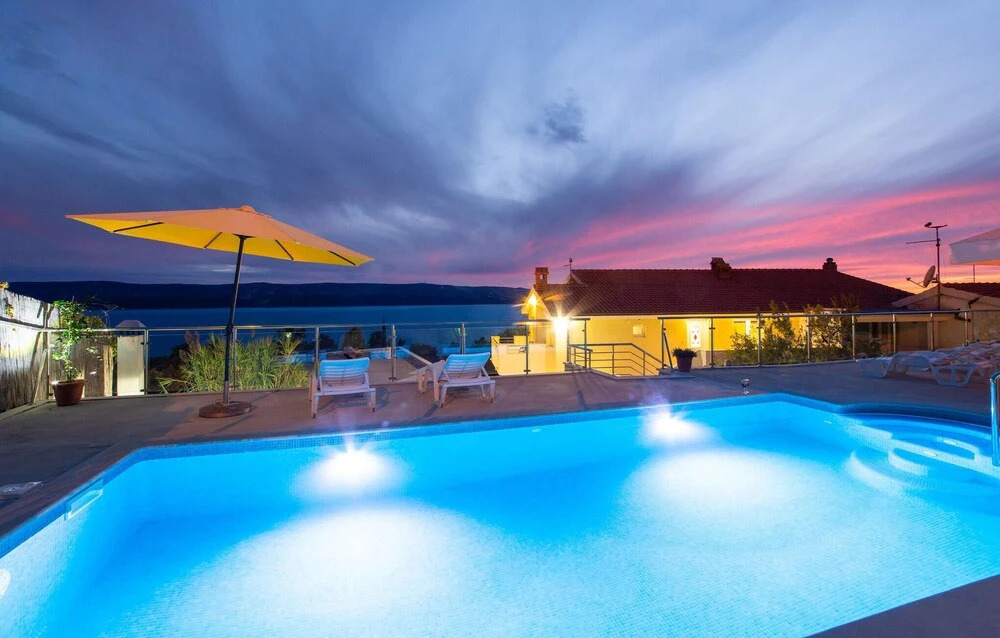 Amazing Home in Lokva Rogoznica With Wifi and 2 Bedrooms