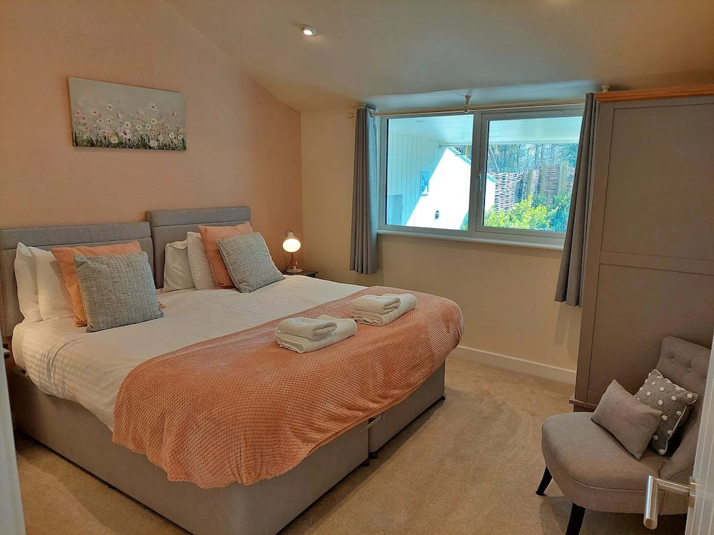 Cottage in Devon With Hot Tub & Dartmoor Views