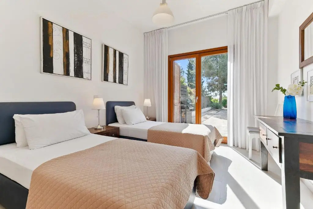 2 bedroom Villa Proteus with private pool, Aphrodite Hills Resort
