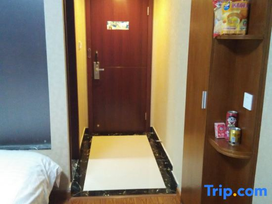 Linhai Zhaoyue Business Hotel