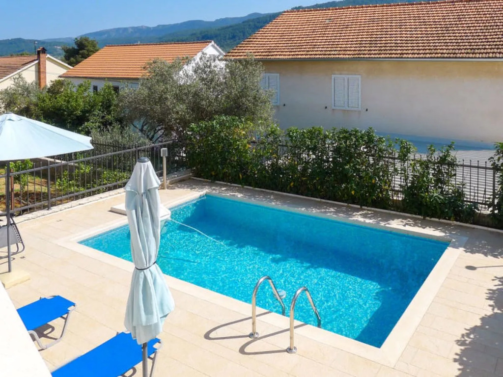 Holiday Home Villa Zlatan by Interhome