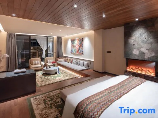 Tengchong Ruili Hot Spring Scenic Hotel