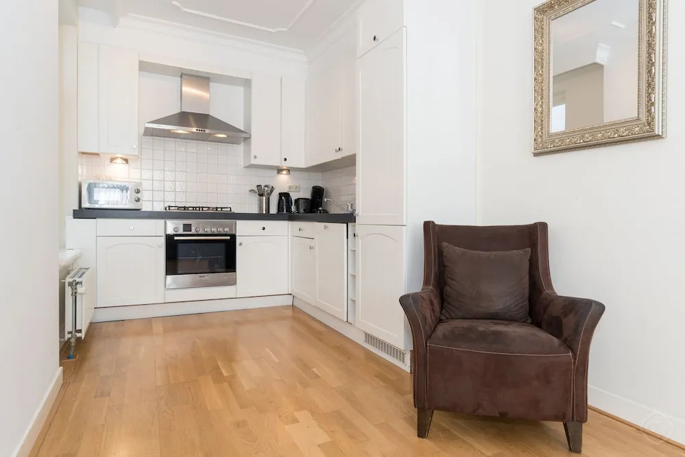 Elegant City Apartment