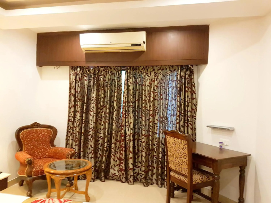 OYO Premium Nayapalli IRC Village