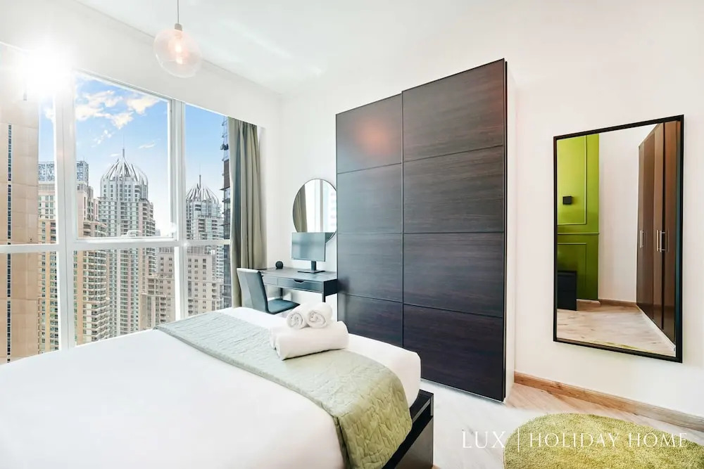 LUX The Dubai Marina View Suite