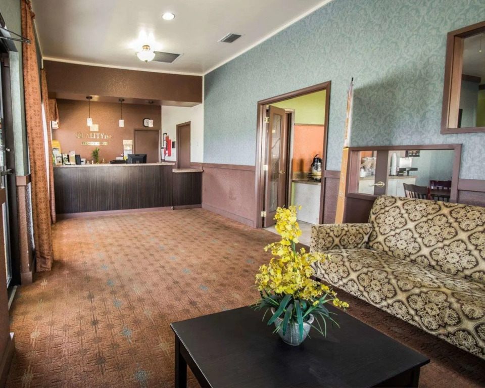 Quality Inn near Blue Spring