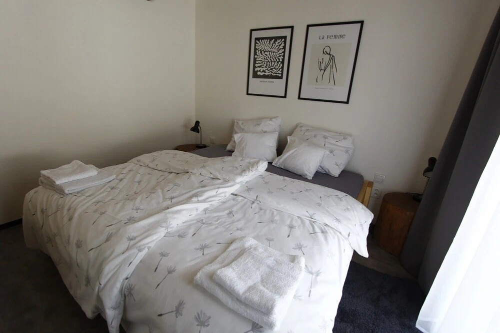 Apartment in Vyso ina near Pern tejn Castle