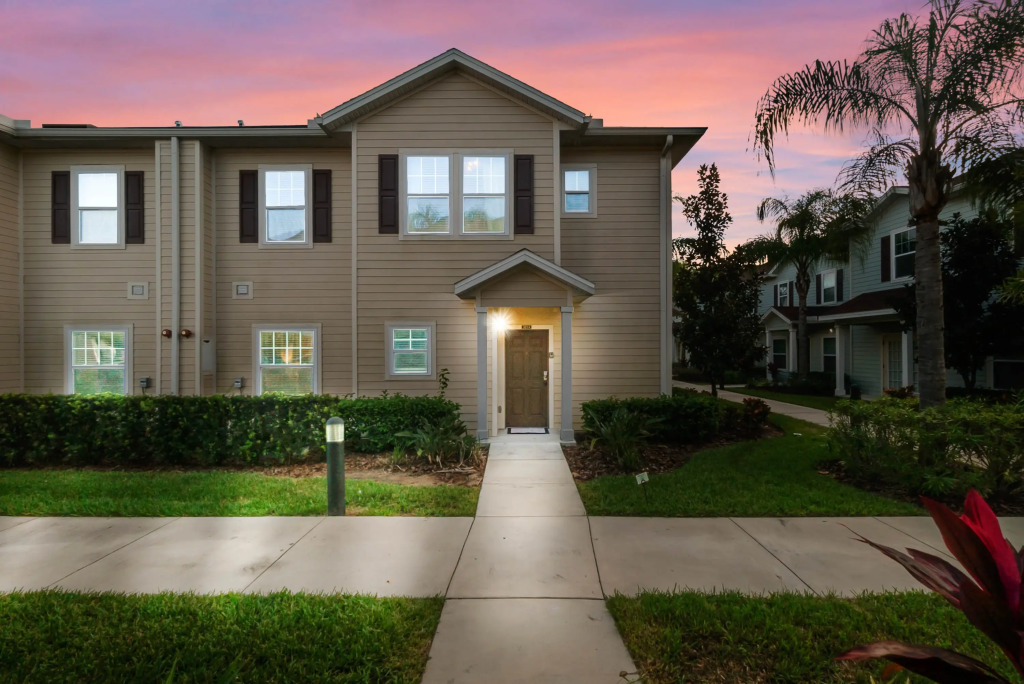 4 Bedrooms / 3 Bathrooms / West Lucaya (3214 GL), Kissimmee, US