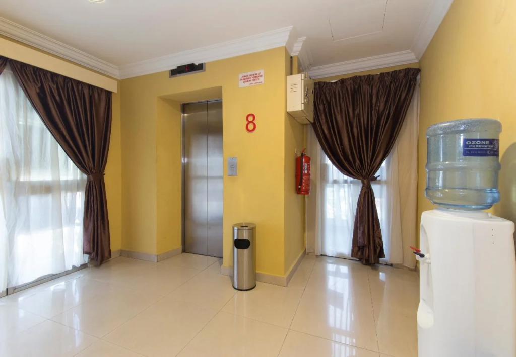 Dragon Inn Premium Hotel