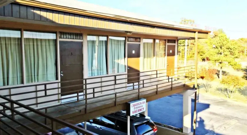 Cimarron Inn
