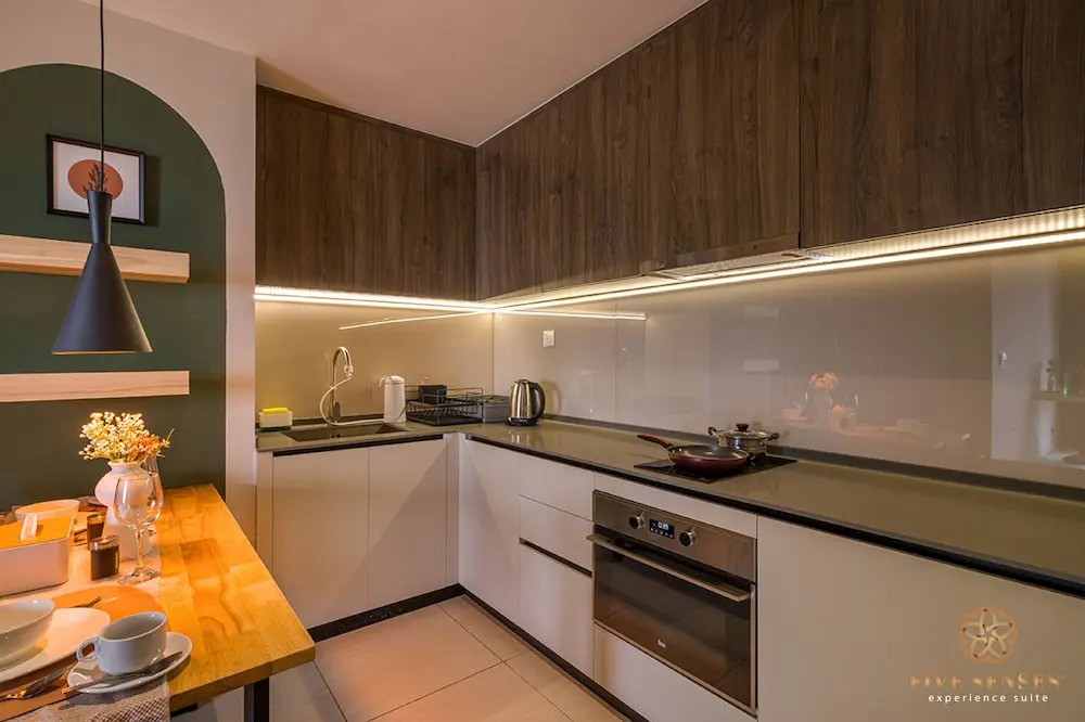 Datum Jelatek Sky Residence KLCC, Five Senses
