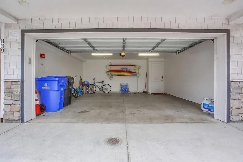 Pacific Pearl 2 Bedrooms 2 Bathrooms Apts
