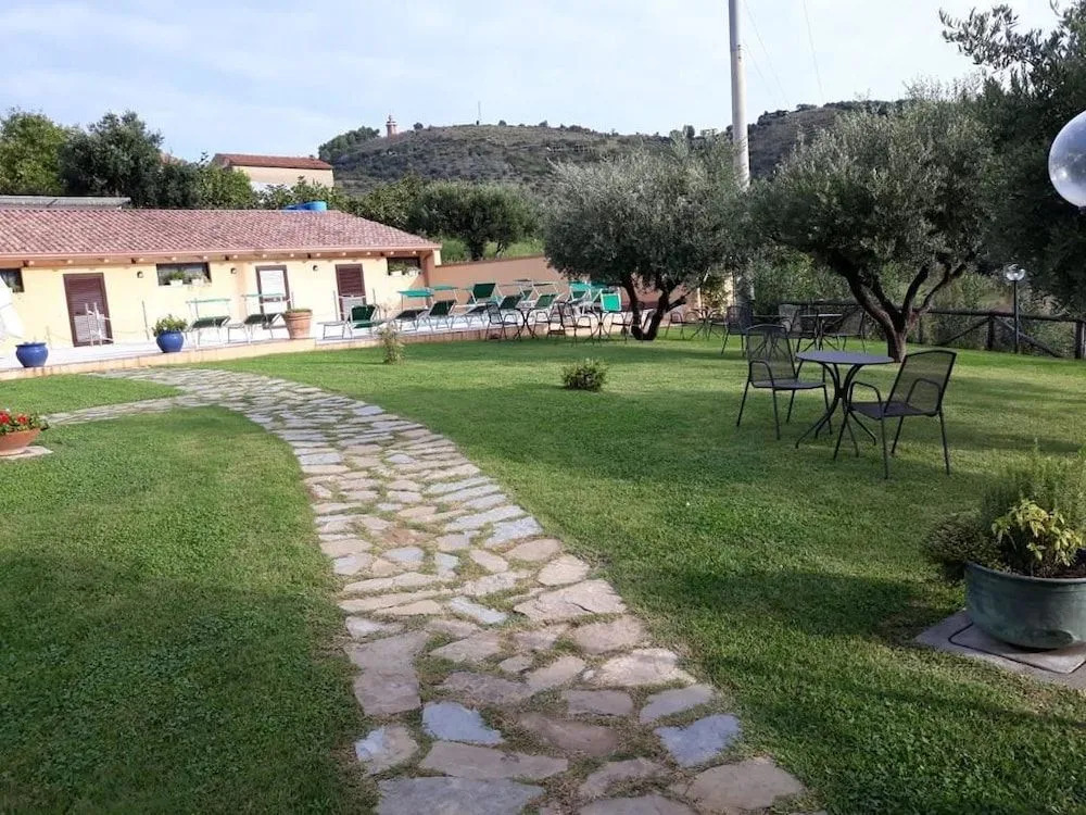 Villa Sansivieri