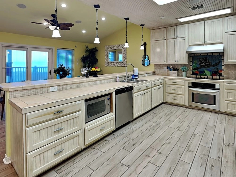 Executive Beach Paradise