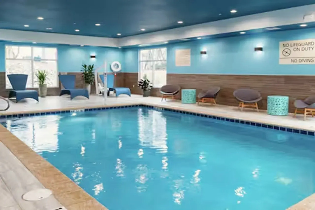 Hampton Inn & Suites Corona, Ca