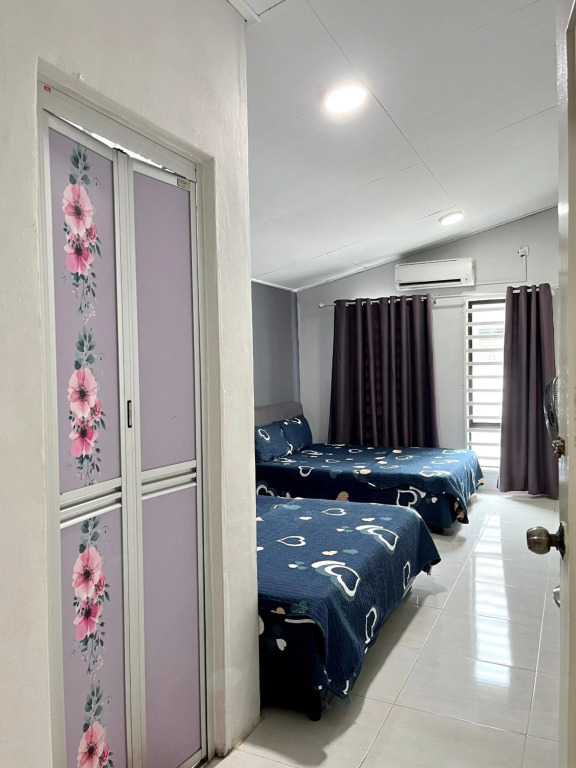 Aina Guest House