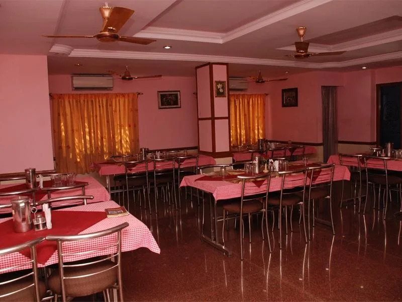 Dwaraka Inn