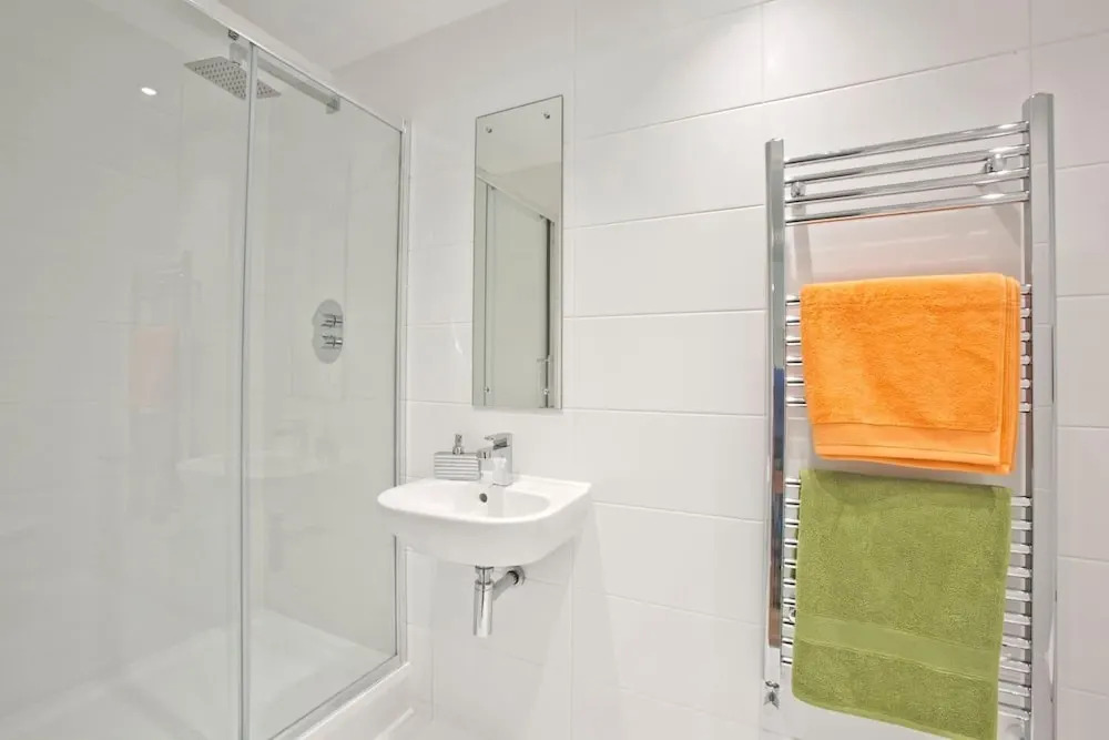 LUXURY STUDIO Apartment in Stoneywood, Aberdeen