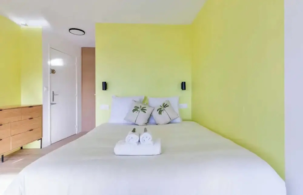 Beautiful Renovated Studio on Port de Deauville