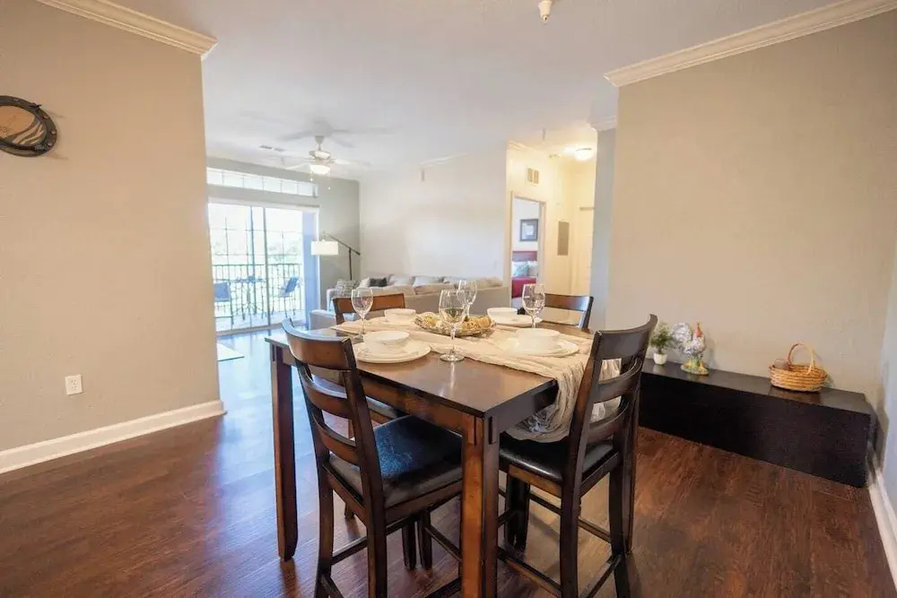 1370 Tuscana LN Davenport, 3bed