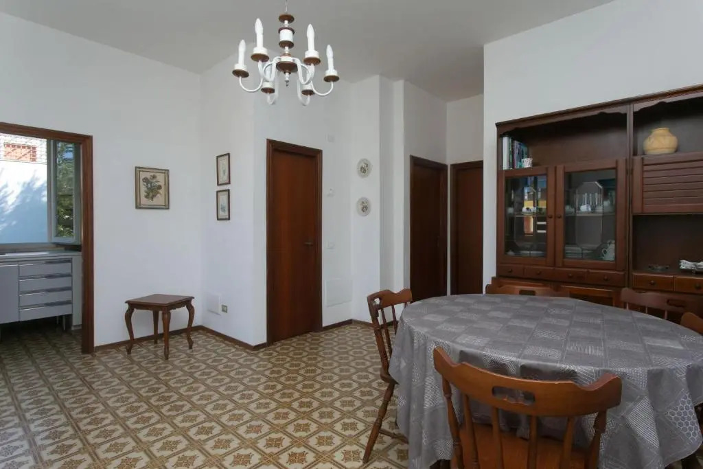 M121 - Marcelli, Trilocale Con Terrazzo a 80mt Dal Mare