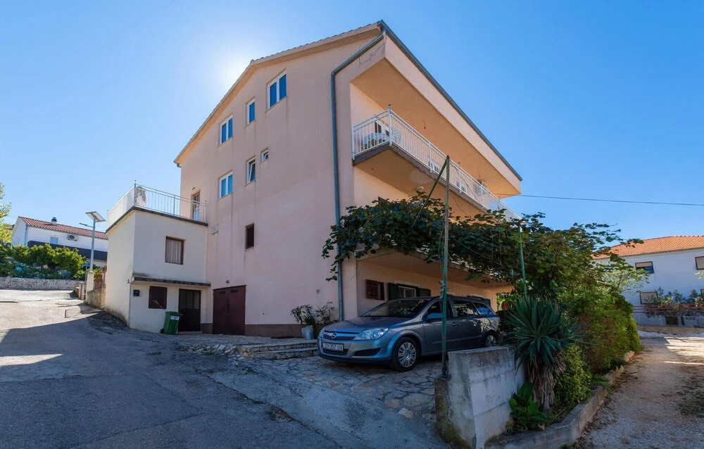 Stunning Home in Trogir With Wifi and 3 Bedrooms