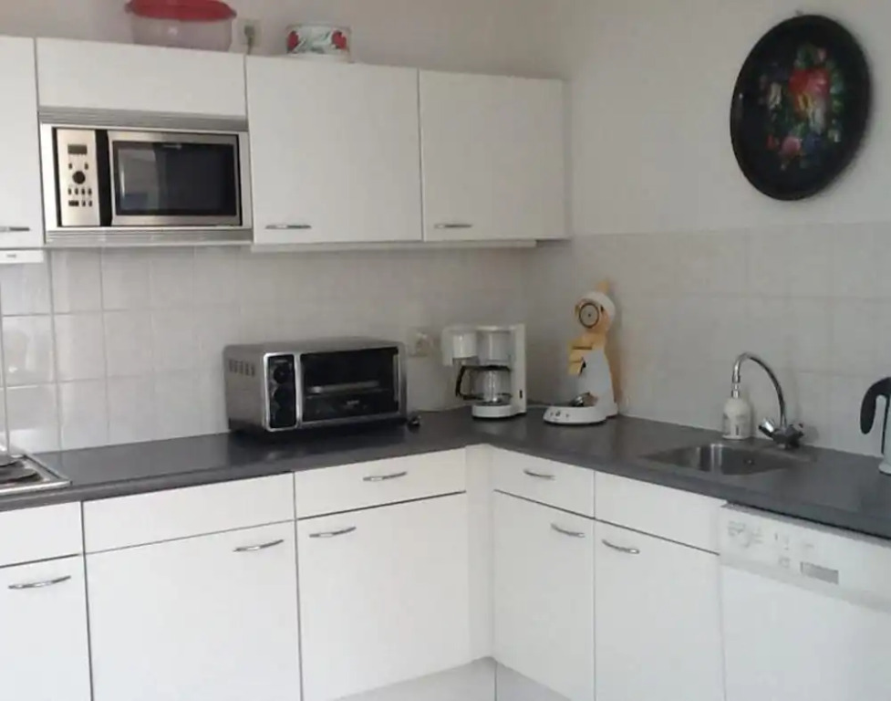bungalow for 6 people, near the beach